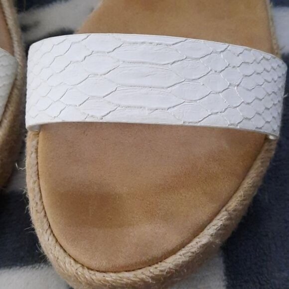 INC International Concepts White Valettap Ankle Strap Espadrille Sandals Size 9 - Picture 4 of 14